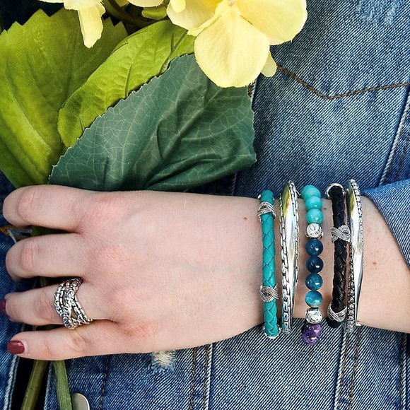 John Hardy JAI Wide Floral Carved Cross-Over Band Sterling Silver Ring - 6.5 - Picture 11 of 13